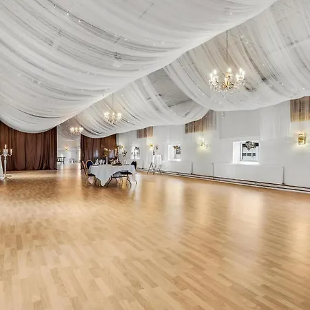 11 Bedroom Cozy In Σπίτι διακοπών Gørding