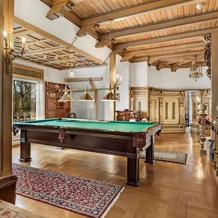 11 Bedroom Cozy In